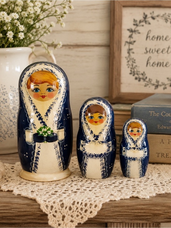 Other - Vintage Hand Painted Russian Matryoshka Nesting Dolls 3 Piece Blue Babushka Set